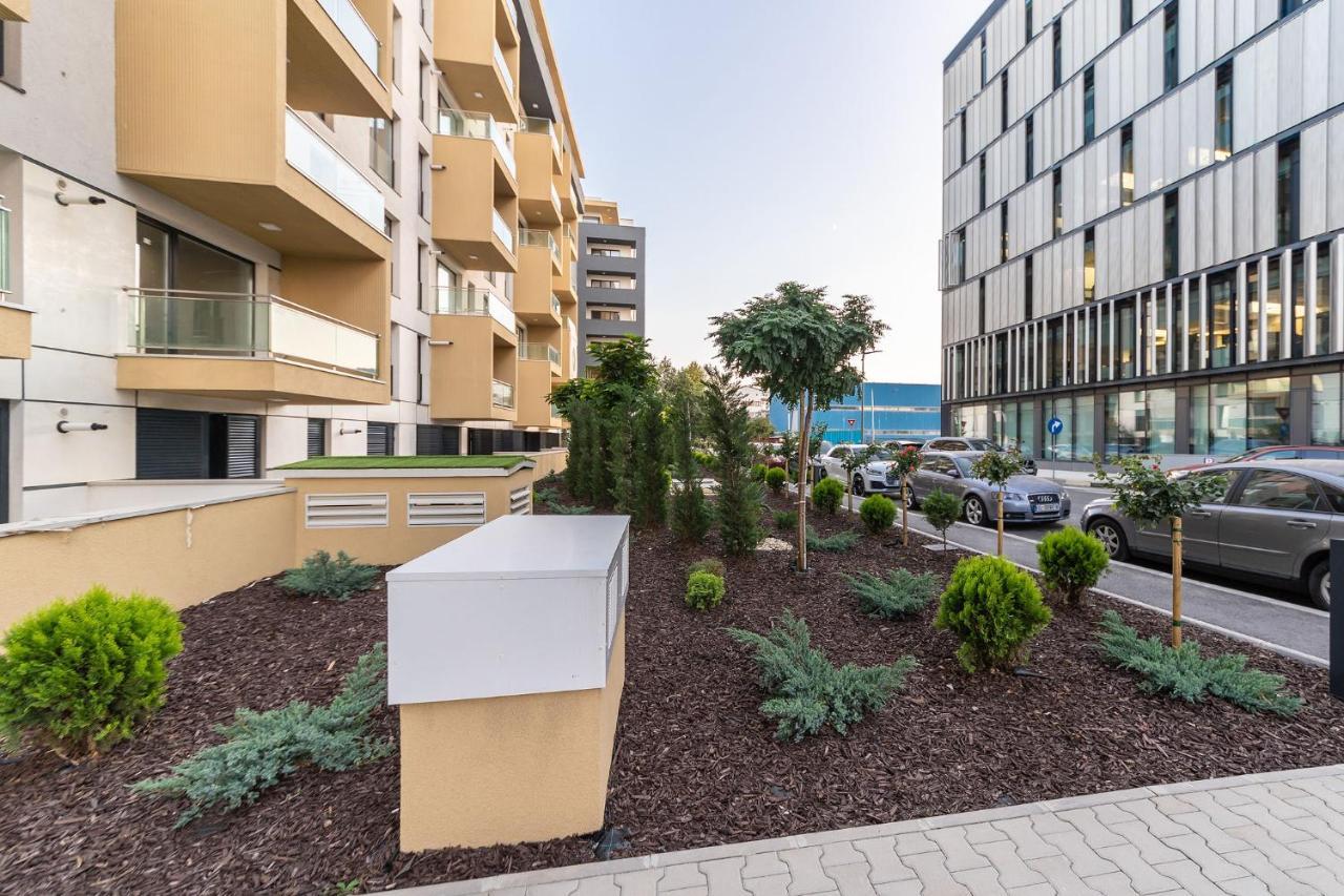 North Likehome Comfort Бухарест Екстер'єр фото